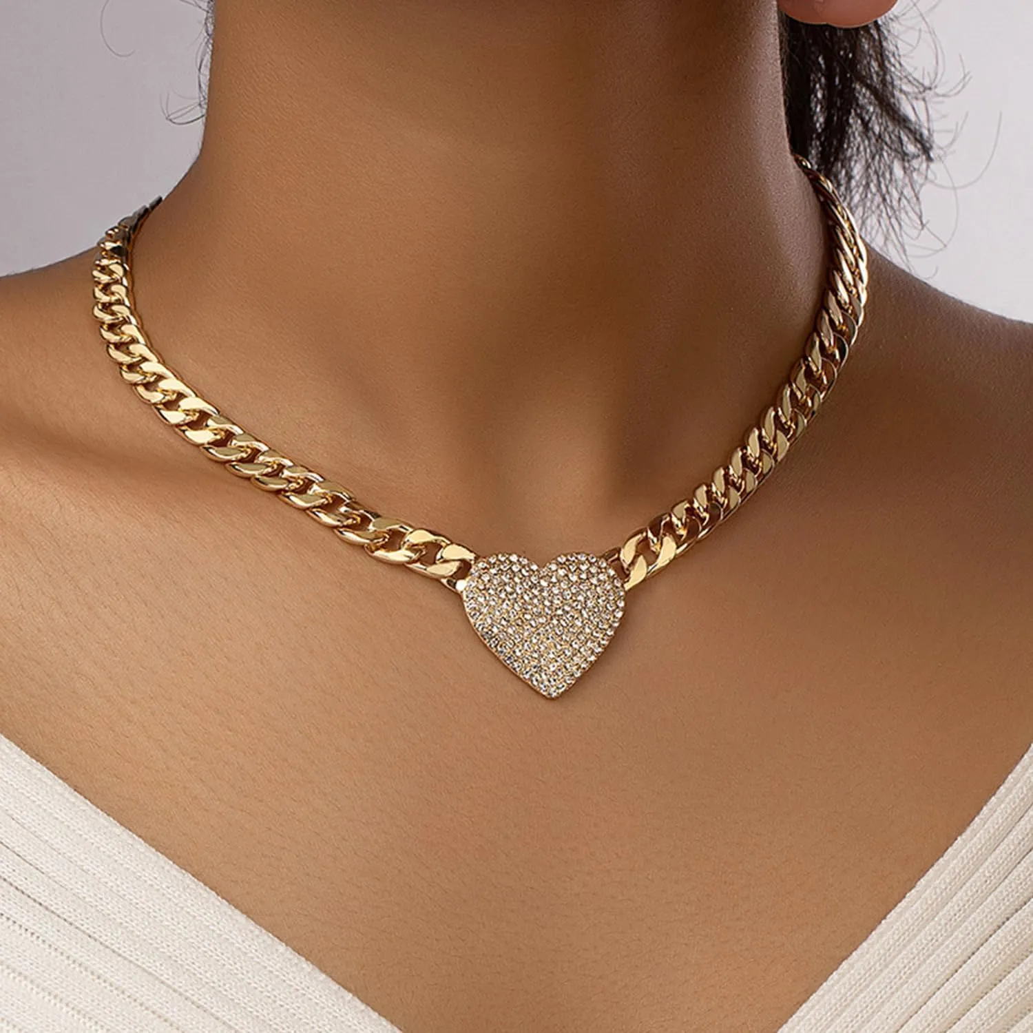 Aktully Heart Necklaces for Women Rhinestone Heart Choker Neckalce Gold Chunky Cuban Link Chain Necklace CZ Heart Pendant Punk Statement Necklace for Women Jewelry Necklace