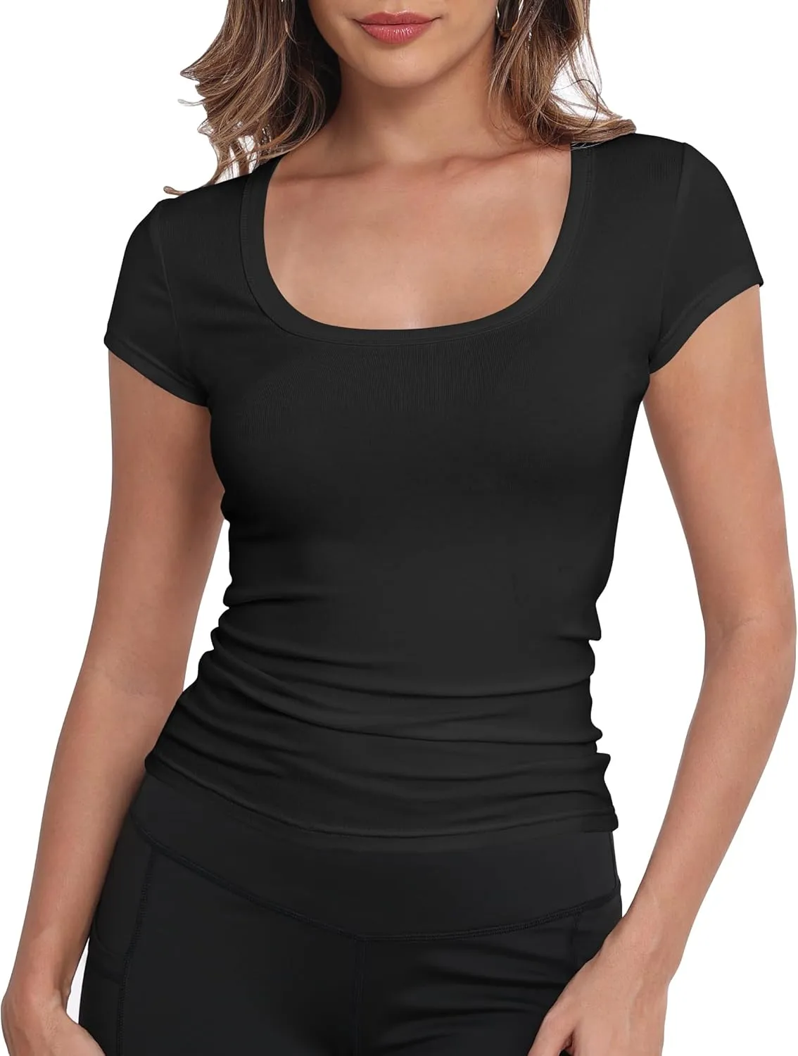 GEMBERA Womens' Stretchy Scoop Neck Short Sleeve Shirts Fitted Casual Basic Top T-Shirts