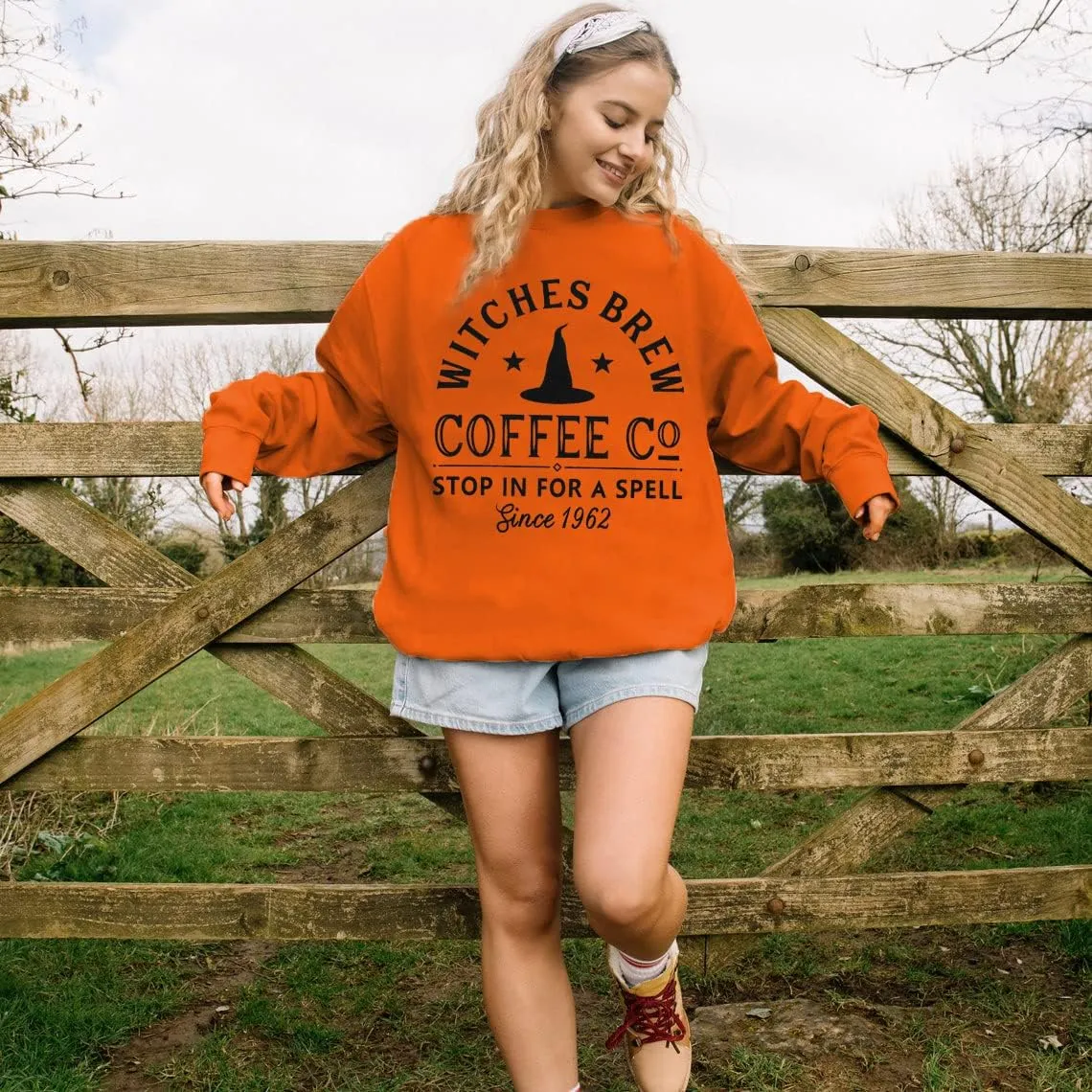 Halloween Sweatshirts for Women Witches Brew Sweatshirt Funny Spooky Season Sweatshirt Ghost Fall Sweater Pullover Tops