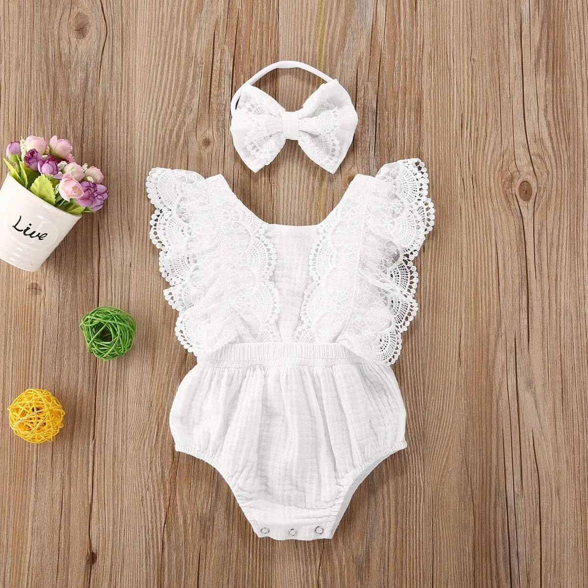 Infant Baby Girl Lace Rompers V-Back Bowknot Bodysuit Cute Newborn Ruffle Clothes White