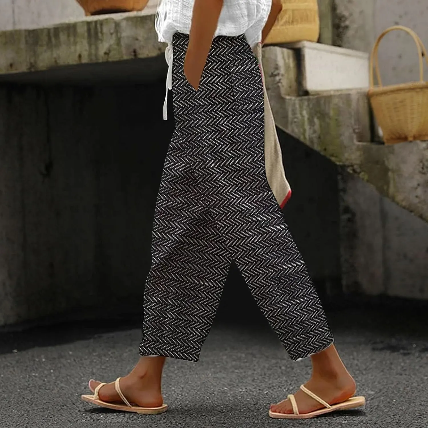 LCMTWX Capri Linen Pants for Women Drawstring Pants with Pockets Wide Leg Cropped Pants for Women Capri Pants 2025 Pants