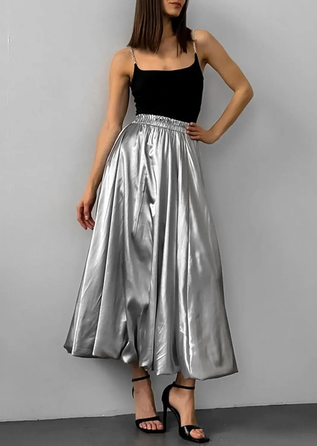 LETSVDO Women's Bubble Skirt Elastic Waist Pleated Sparkly Metallic Silver Balloon Ruffle A Line Flowy Maxi Skirts