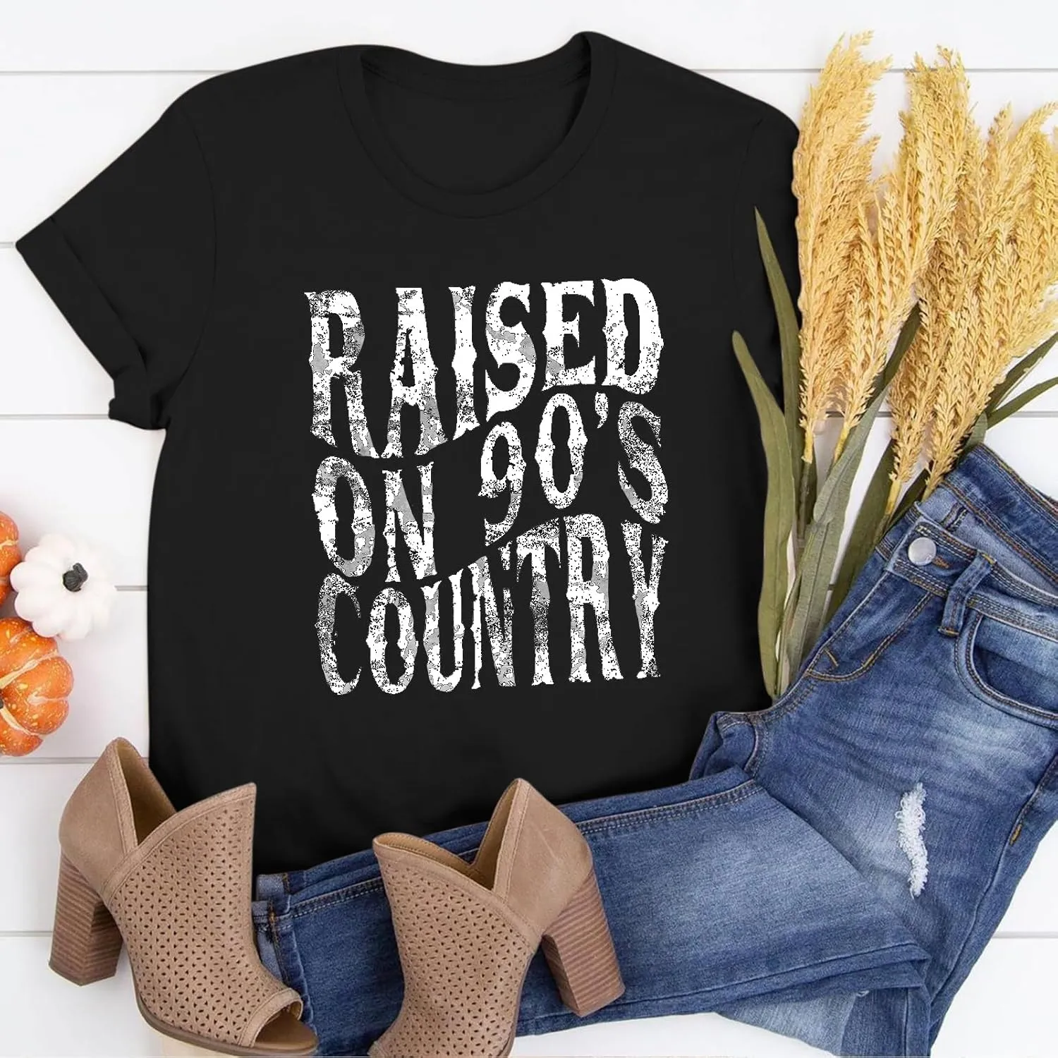Raised On 90s Funny Country Music Shirt Graphic Band Tees for Women Vintage Cowgirl Rodeo Concert T Shirts Retro Tops