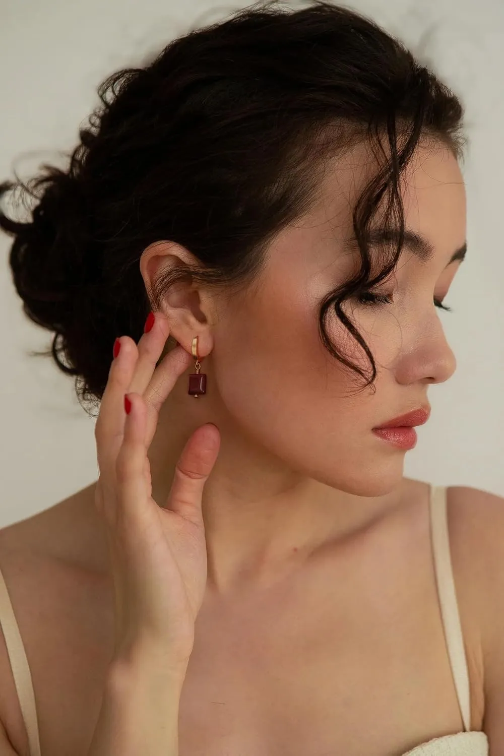Small Gold Huggie Hoop Earrings Shell Pearl Drop Dangle Post Earrings Hanging Lightweight Handmade Jewelry for women