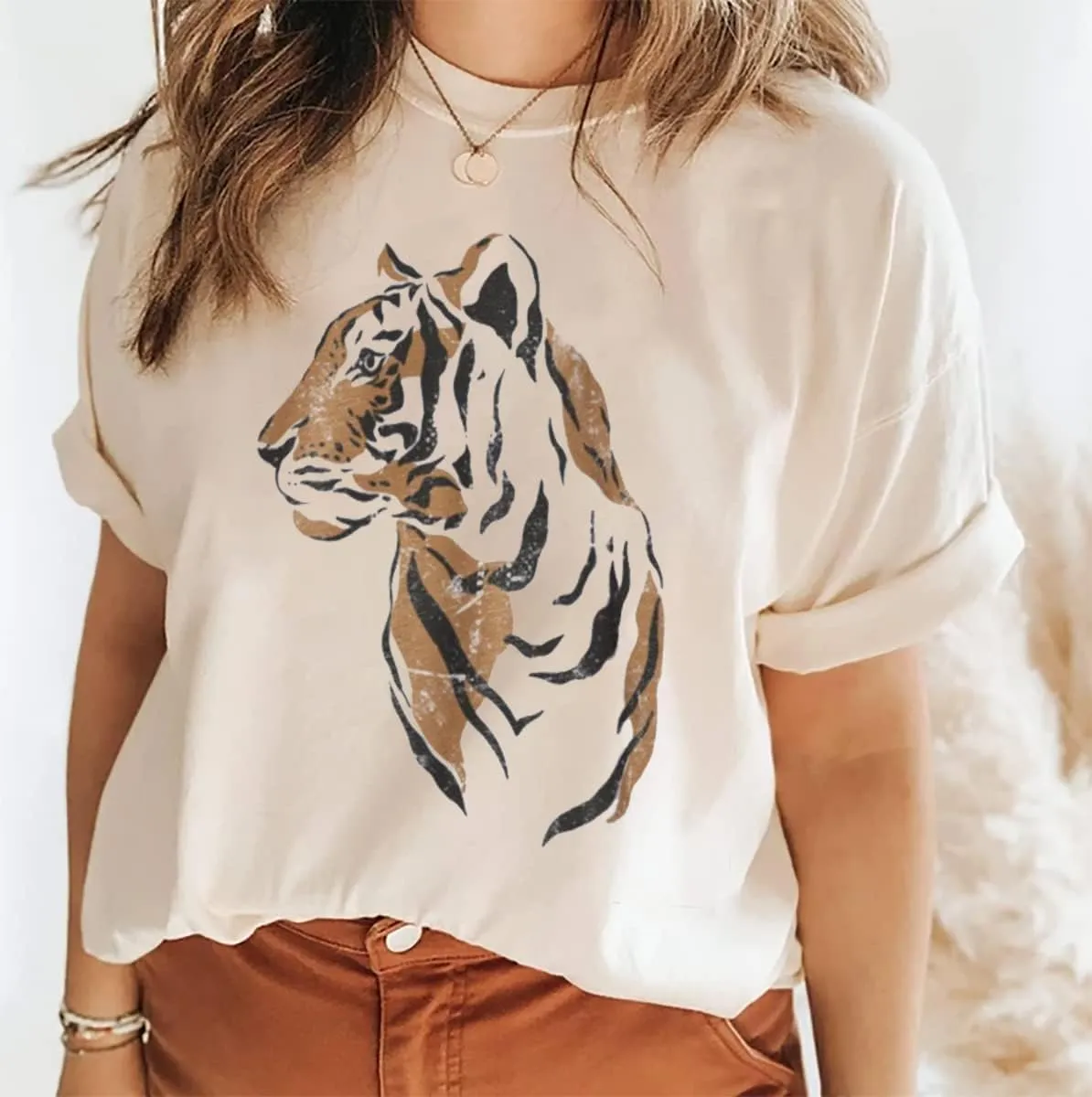 Tiger Shirt for Women Vintage Animal Graphic Tees Casual Short Sleeve Crewneck T-Shirt Summer Loose Fit Tops