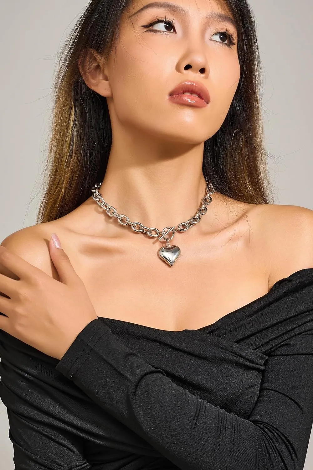 WOWORAMA Gold Chunky Chain Necklace for Women Puffy Heart Pendant Necklace White Gold Thick Chunky Chain Link Necklaces Heart Coin Choker Necklace
